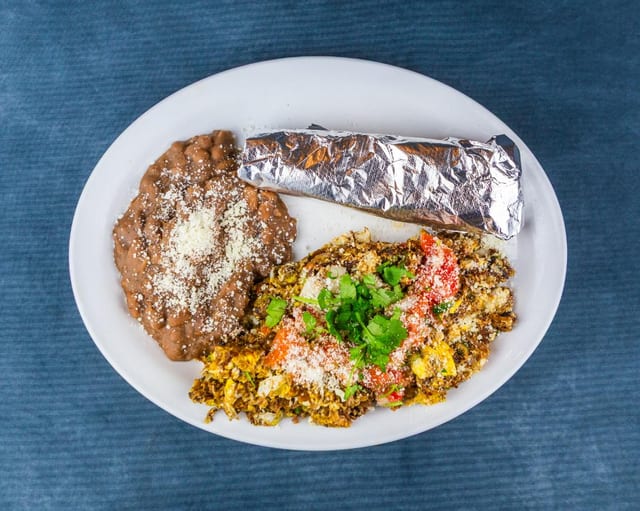 Machaca plate